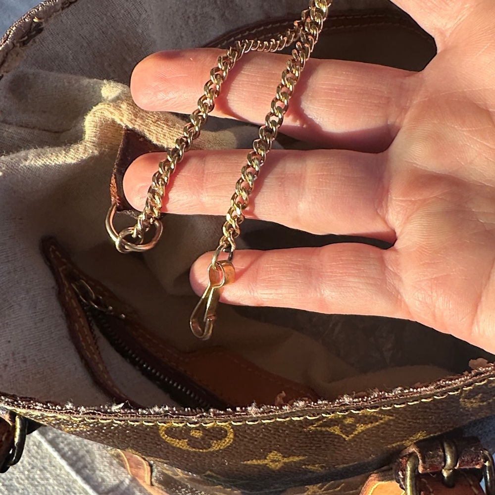 Louis Vuitton Brown Monogram Bucket Bag GM - Picture 7 of 10